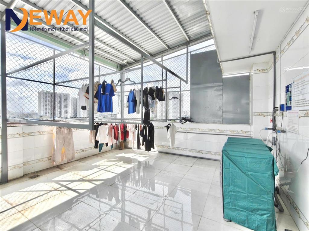 Phòng trọ giá rẻ  đầy đủ nội thất hầm xe thang máy gần đh văn hiến