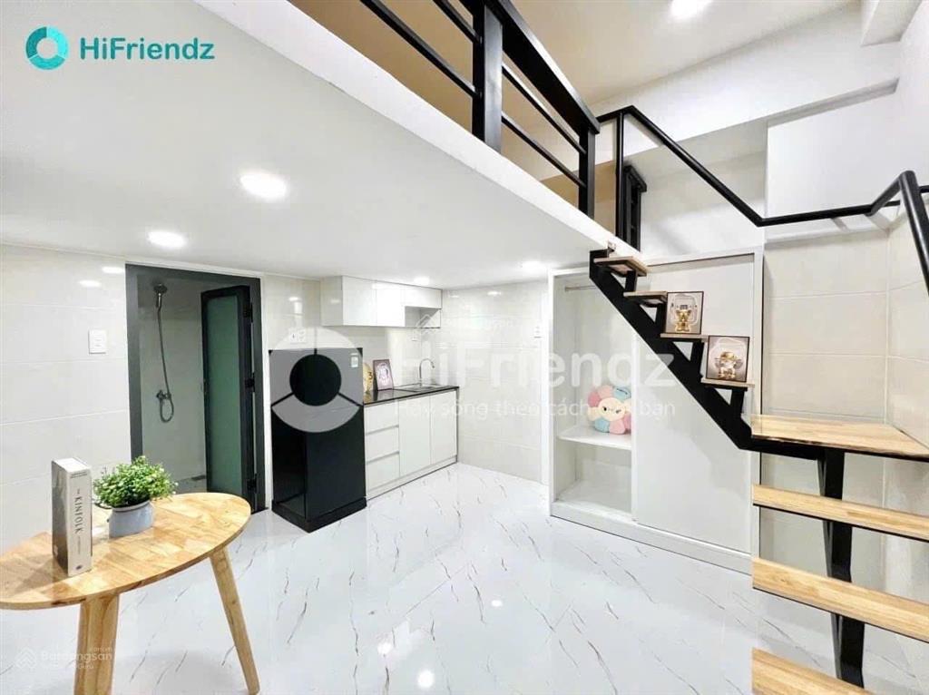 Phòng trọ thang máy  hầm xe mới xây gần aeon tân phú