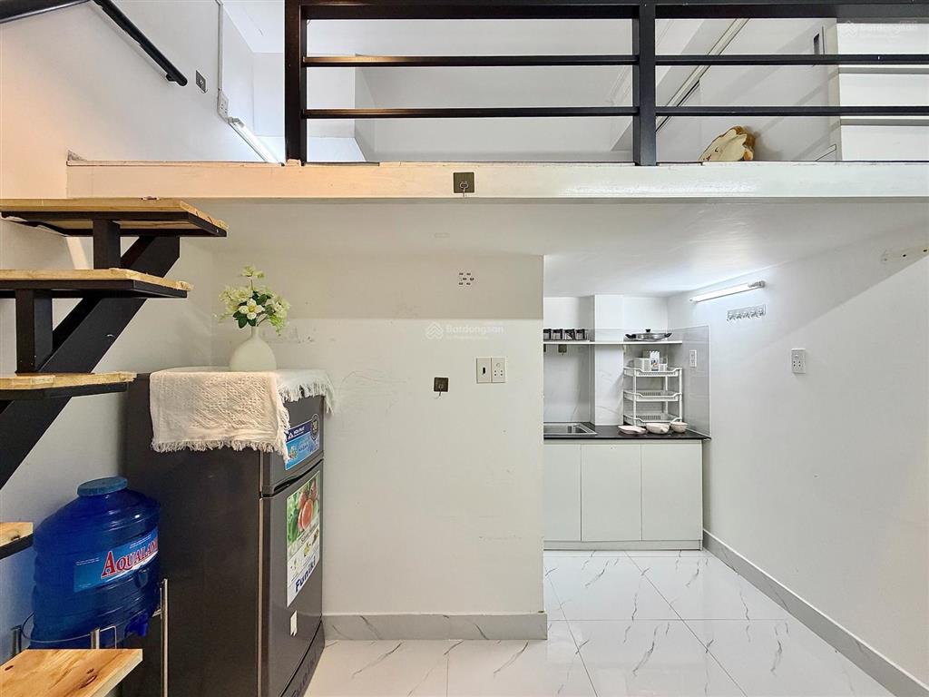 Phòng trọ full nt có thang máy kế bên aeon tân phú
