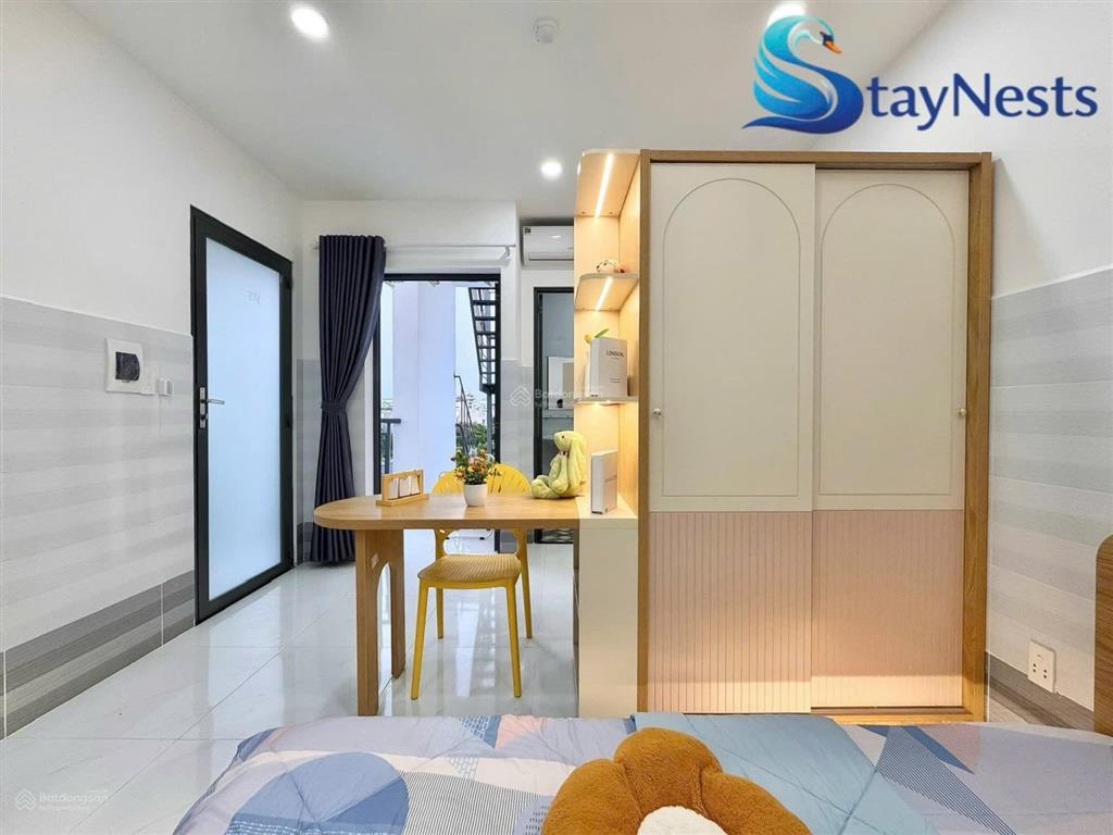 Căn hộ ban công full nt kế bên đầm sen