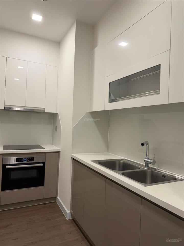 Vinhomes ba son chuyển nhượng căn hộ lầu đẹp nhìn cầu ba son ngắm pháo hoa chỉ 11,2 tỷ
