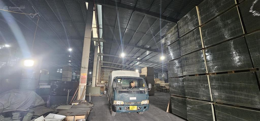 Cho thuê kho xưởng 5000m2 tại cảng hồng vân