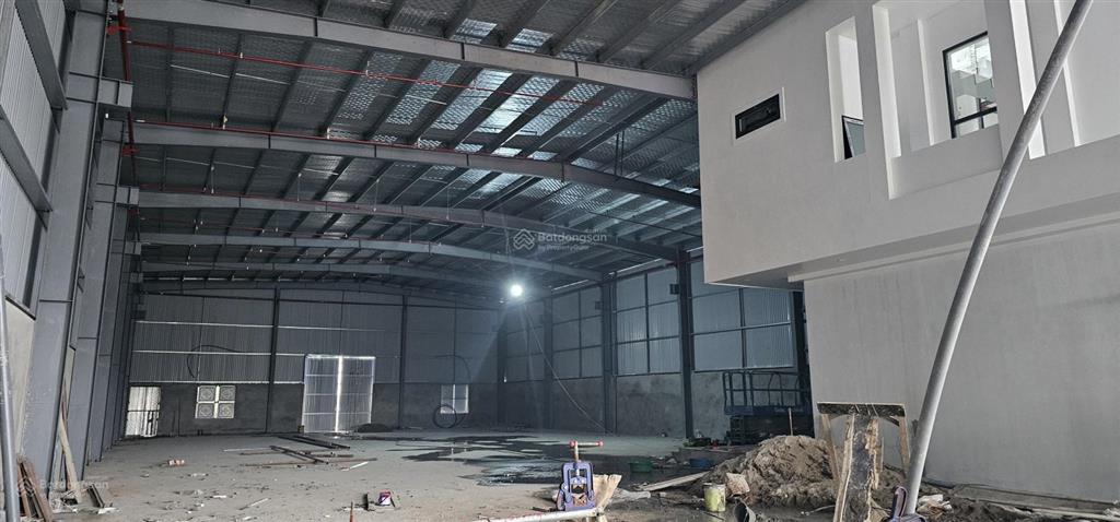 Cho thuê kho xưởng 5000m2 tại cảng hồng vân