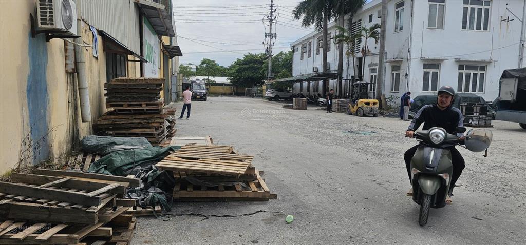 Cho thuê kho xưởng tại viện k tân triều, hag đông.pcc đảm bảo. hspl xuất vat công ty đầy đủ.