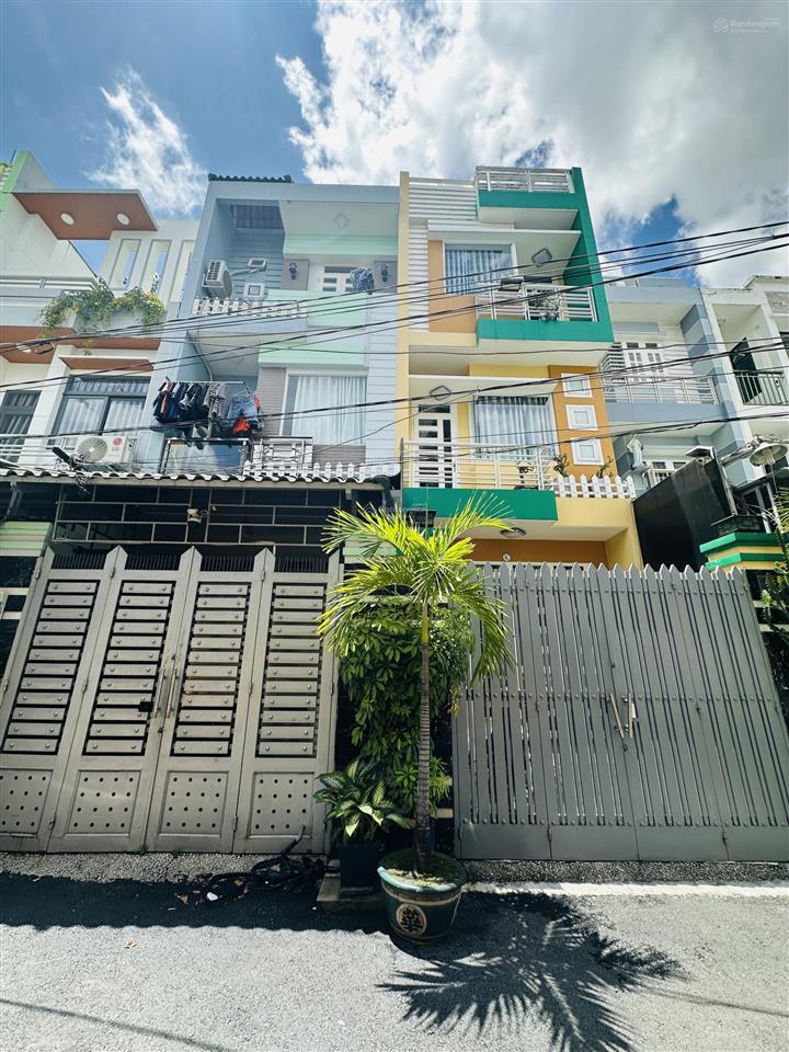Nhà 3 tầng quang trung, 70m2  hxh 5m  4pn  6tỷ78
