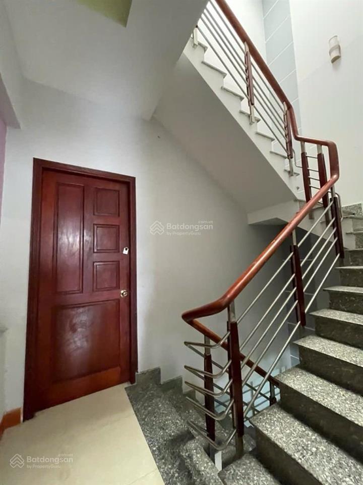 Nhà 3 tầng quang trung, 70m2  hxh 5m  4pn  6tỷ78