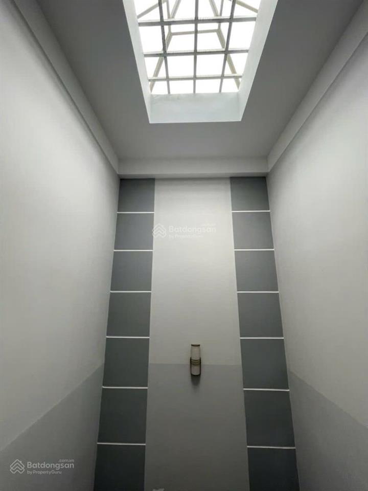 Nhà 3 tầng quang trung, 70m2  hxh 5m  4pn  6tỷ78