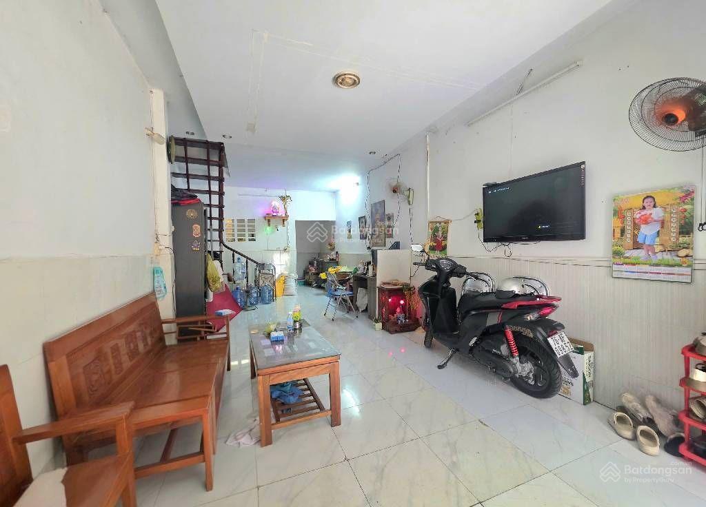 Nhà gò vấp  cách mt dương quảng hàm 1 căn  52m2  nở hậu  6,38 tỷ tl