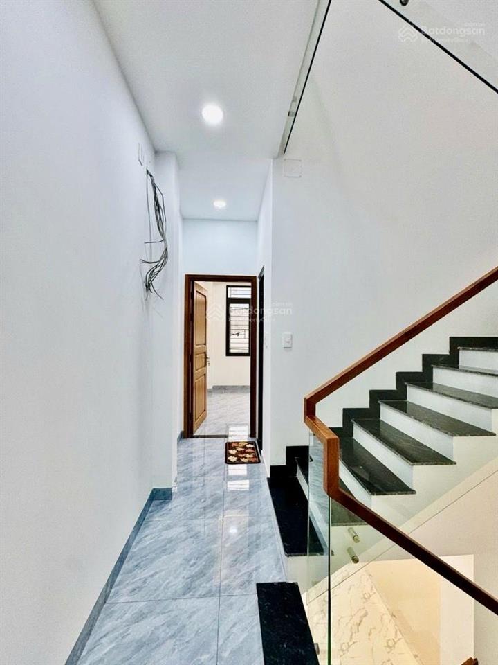 Nhà 3 tầng mới xây  44m²  gần lotte gò vấp  4pn  5.68 tỏi tl