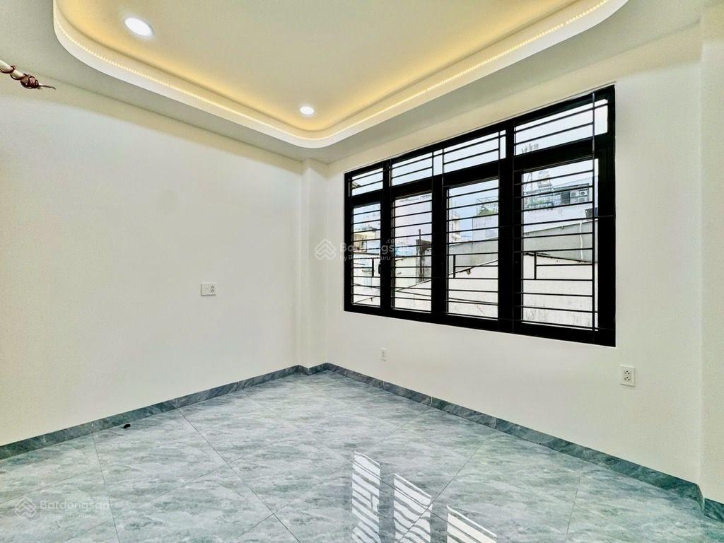 Nhà 3 tầng mới xây  44m²  gần lotte gò vấp  4pn  5.68 tỏi tl