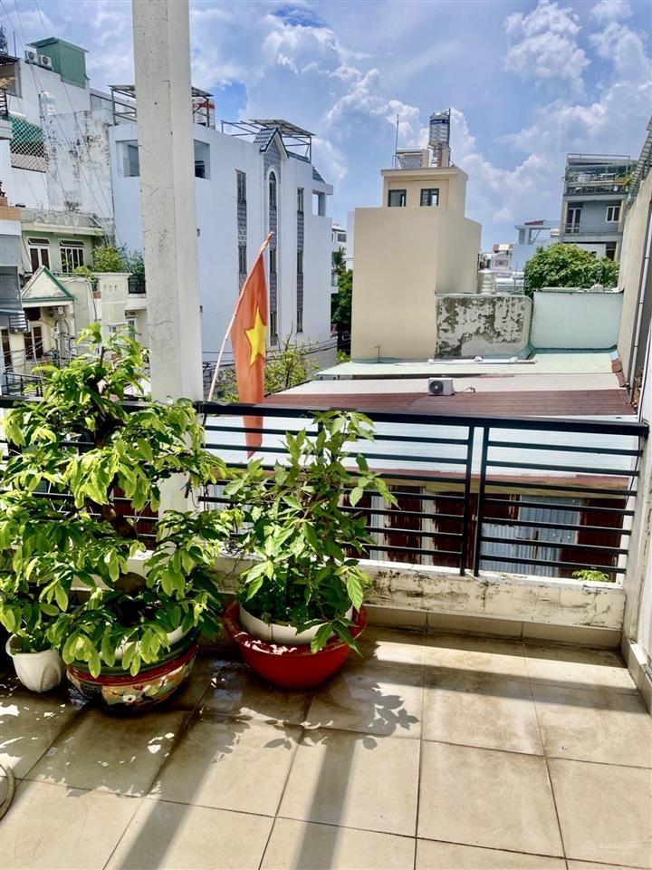 Nhà hxh 8m, gara ôtô, 90m2, 3 tầng, phạm văn chiêu, 8,3 tỏi còn bớt