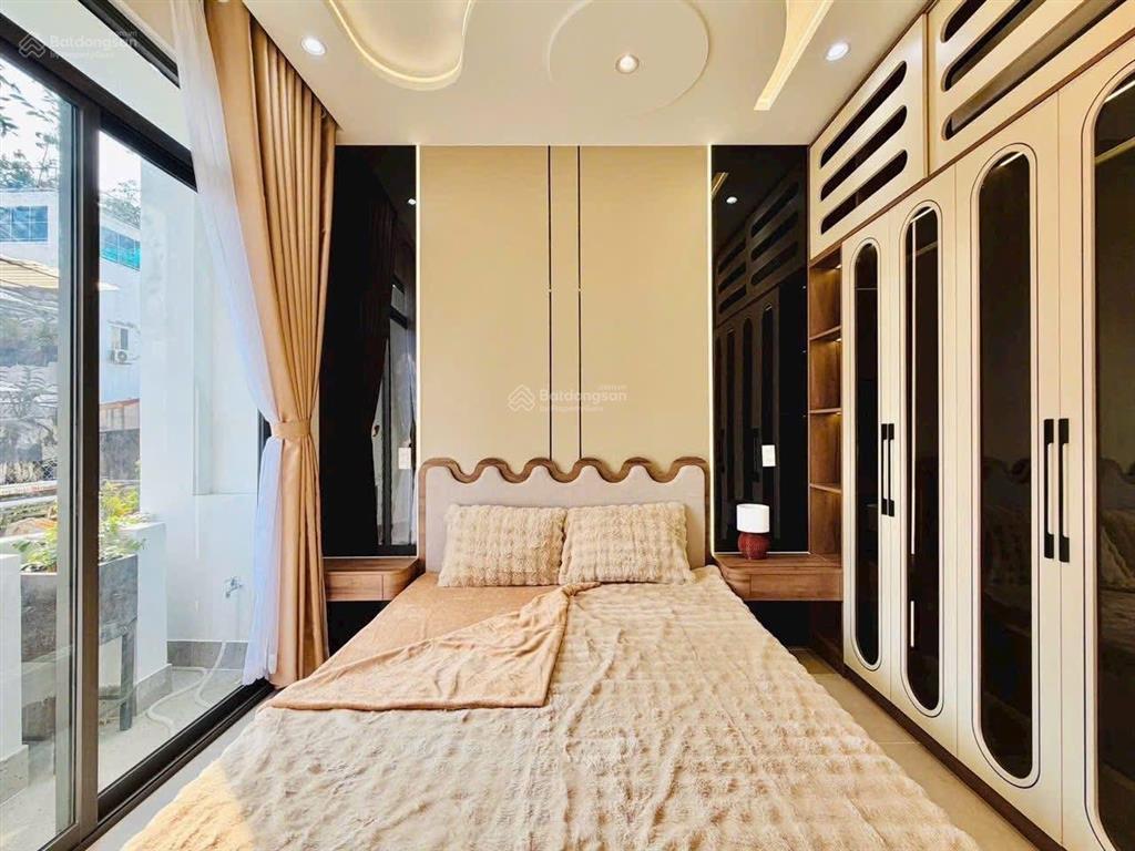 Nhà 5 tầng mới xây  wabi sabi style  50m²  full nội thất  gần emart 2  7.x tỷ tl