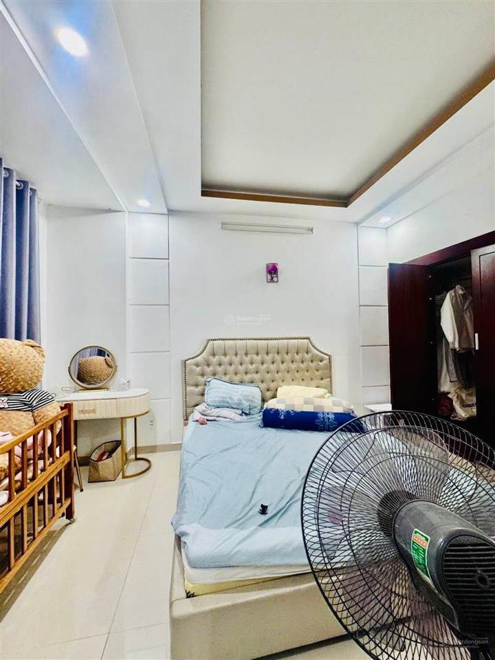 Nhà 3 tầng 82m2  phạm văn chiêu  hxh  sổ vuông  chỉ 8 tỷ hơn tl