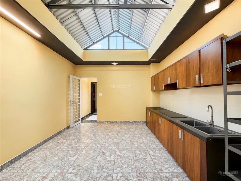 Bình thạnh  20m ra mặt tiền  3 tầng btct  60m²  chỉ 7.3 tỷ tl