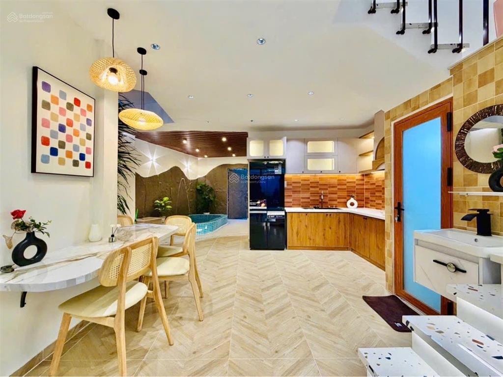 Nhà mới 2 mặt tiền  72m2 nở hậu  có pn trệt  sauna & gym  6tỷ29 tl