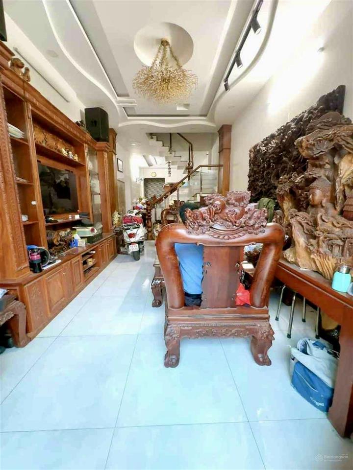 Nhà 4 tầng  hxh gần lotte gò vấp  72m2  chỉ 8 tỷ hơn tl