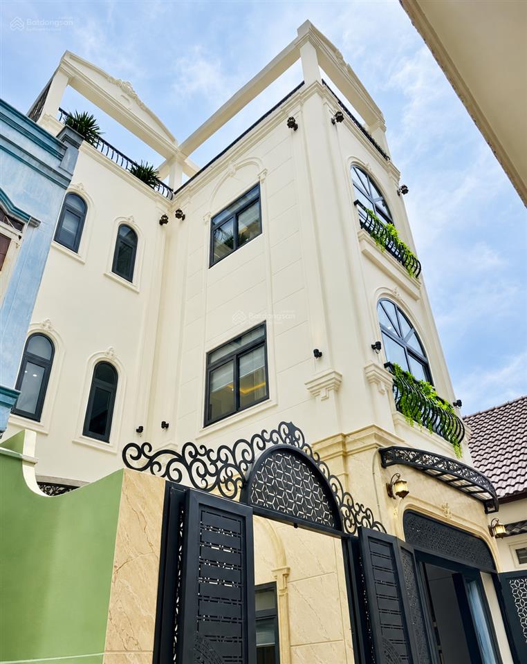 Nhà 4 tầng mới xây  6x11m  sát emart  ô tô ngủ trong nhà  chỉ 7tỷ89 tl