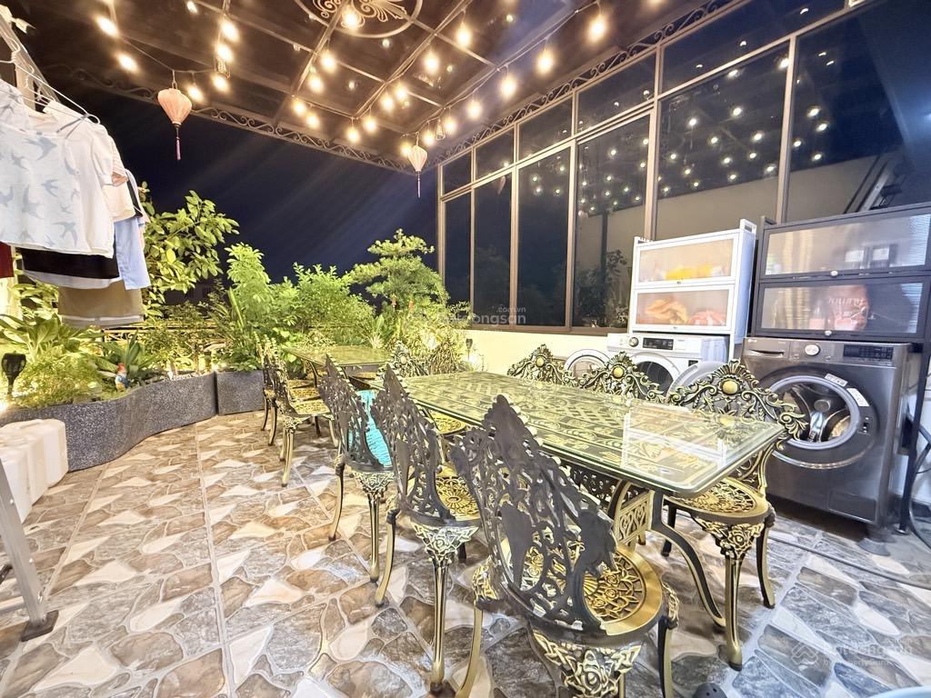 Phân lô cán bộ phố vọng 7 tầng thang máy sổ hoa hậu 45m2 full nội thất