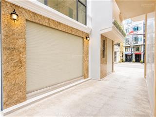 Nhà đẹp bạch mai 6 tầng thang máy cách phố chỉ 10m