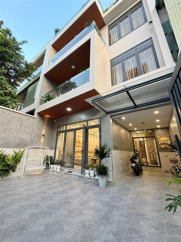 Bán biệt thự quận 5  154m2  4 tầng  thang máy
