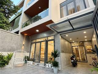 Bán biệt thự quận 5  154m2  4 tầng  thang máy