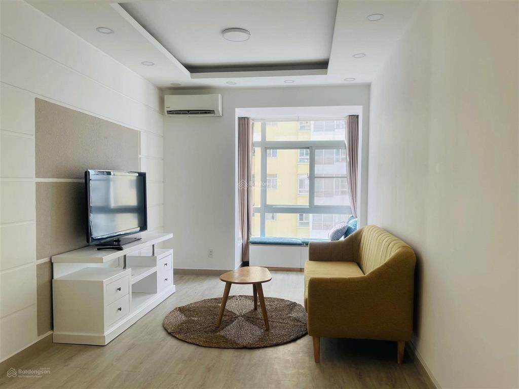 Cho thuê cc sky garden ii, 16 triệu vnd, 81 m2, 2pn, 2wc, đầy đủ nội thất, hot!