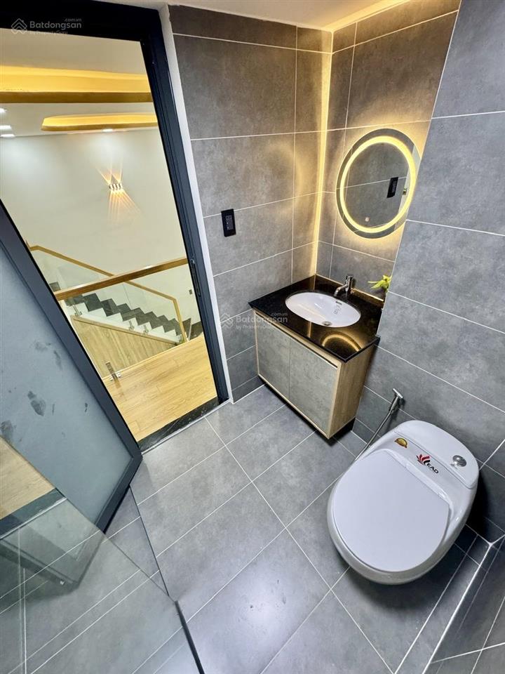 Cho thuê căn hộ duplex 4pn, 3wc, 71m2 (dt sử dụng 130m2) tại sky garden i, 40 triệu vnd