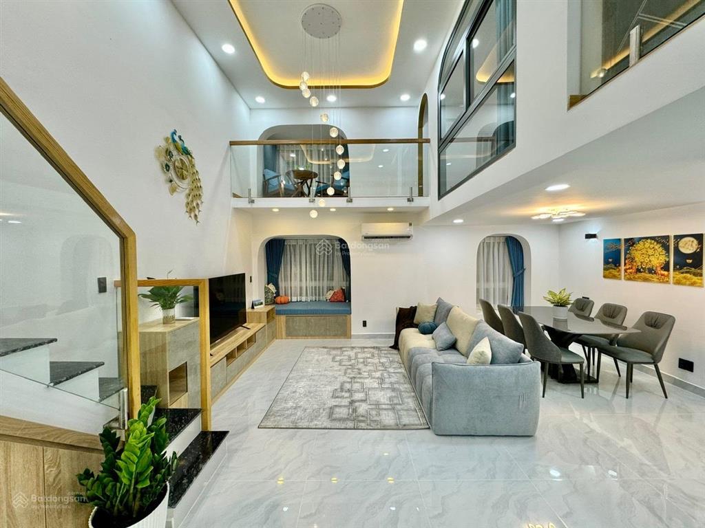 Cho thuê căn hộ duplex 4pn, 3wc, 71m2 (dt sử dụng 130m2) tại sky garden i, 40 triệu vnd