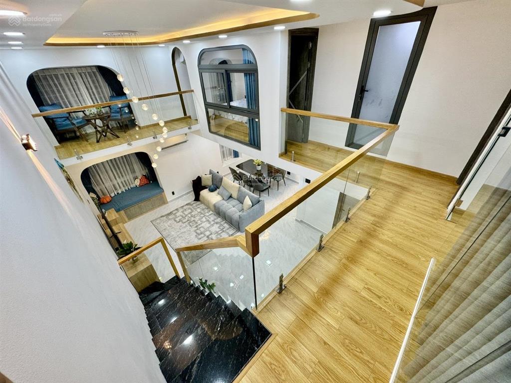 Cho thuê căn hộ duplex 4pn, 3wc, 71m2 (dt sử dụng 130m2) tại sky garden i, 40 triệu vnd