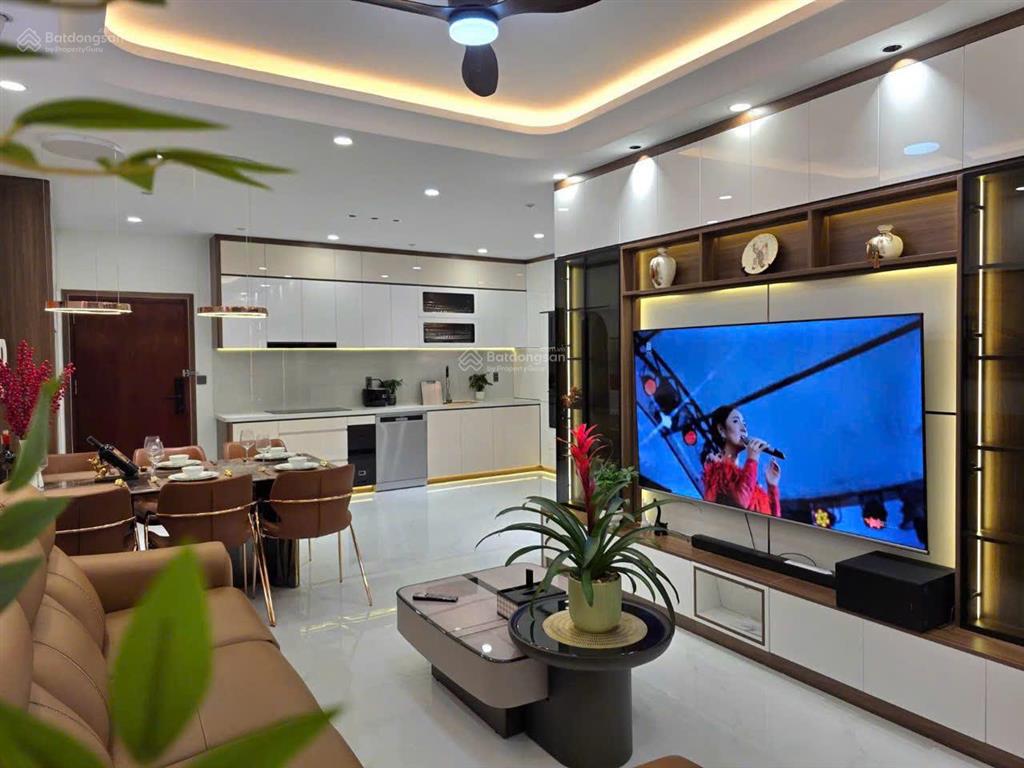 Bán cc sky garden ii, 7 tỷ, 89m2, 3pn, 2wc, full nội thất tại nguyễn văn linh, q7, hcm