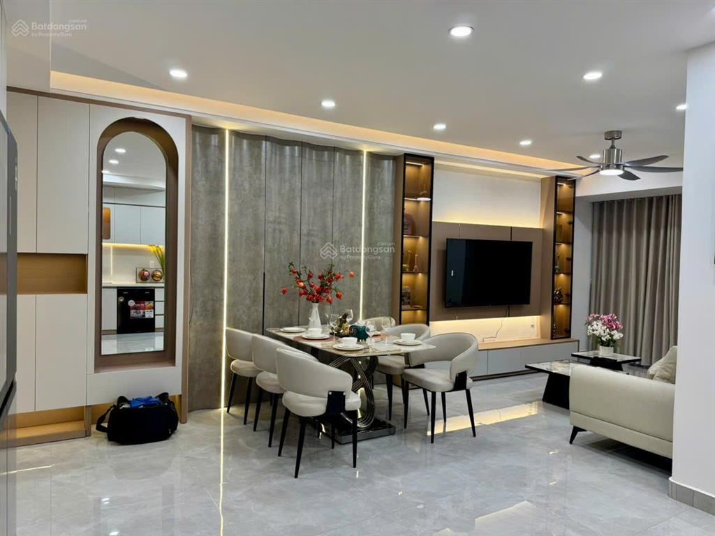 Bán/cho thuê cc siêu hot tại sky garden ii, dt 88m23pn2wc, giá bán 7,3 tỷ  giá thuê 38tr/tháng