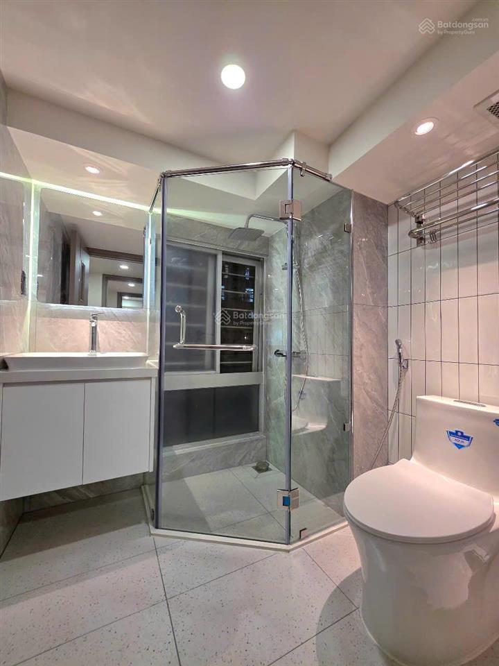 Cc duplex sky garden i,bán 9,9 tỷ cho thuê 65tr, 91m2 căn góc + 77m2 lửng, 4pn, 4wc, giá siêu hời!