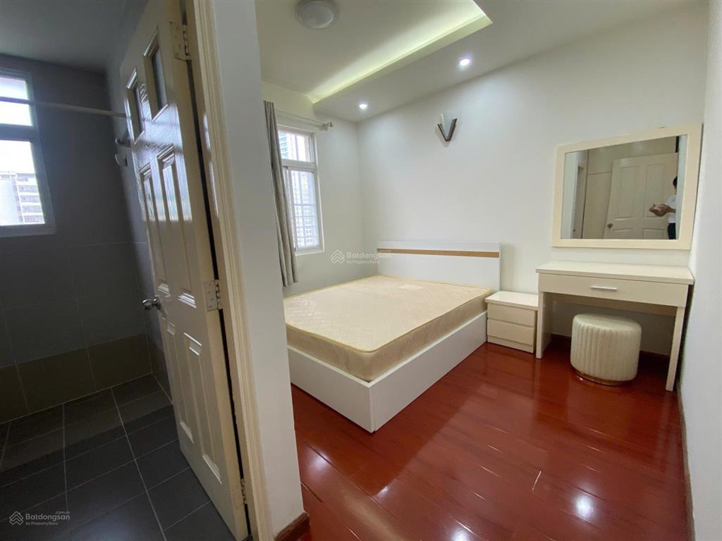 Cho thuê ch 3pn, 2wc, 72m2 giá 20 triệu tại sky garden 3, view đẹp