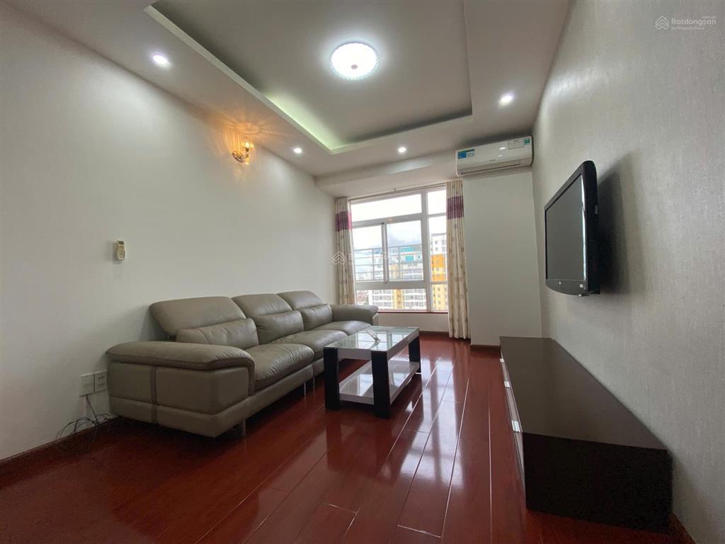 Cho thuê ch 3pn, 2wc, 72m2 giá 20 triệu tại sky garden 3, view đẹp