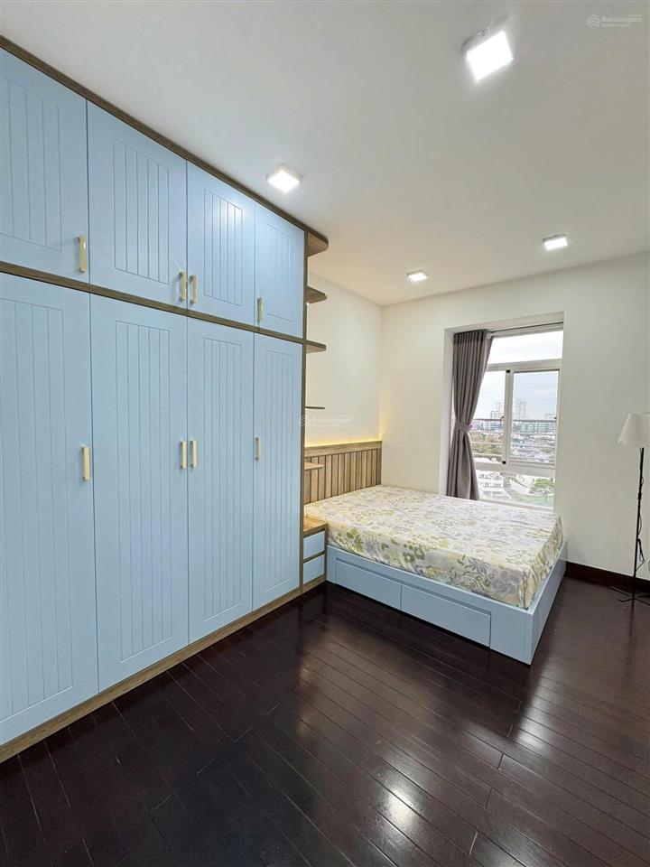 Căn hộ cho thuê tại sky garden 3, 20 triệu, 74m2, 3pn, 2wc  view cực thoáng