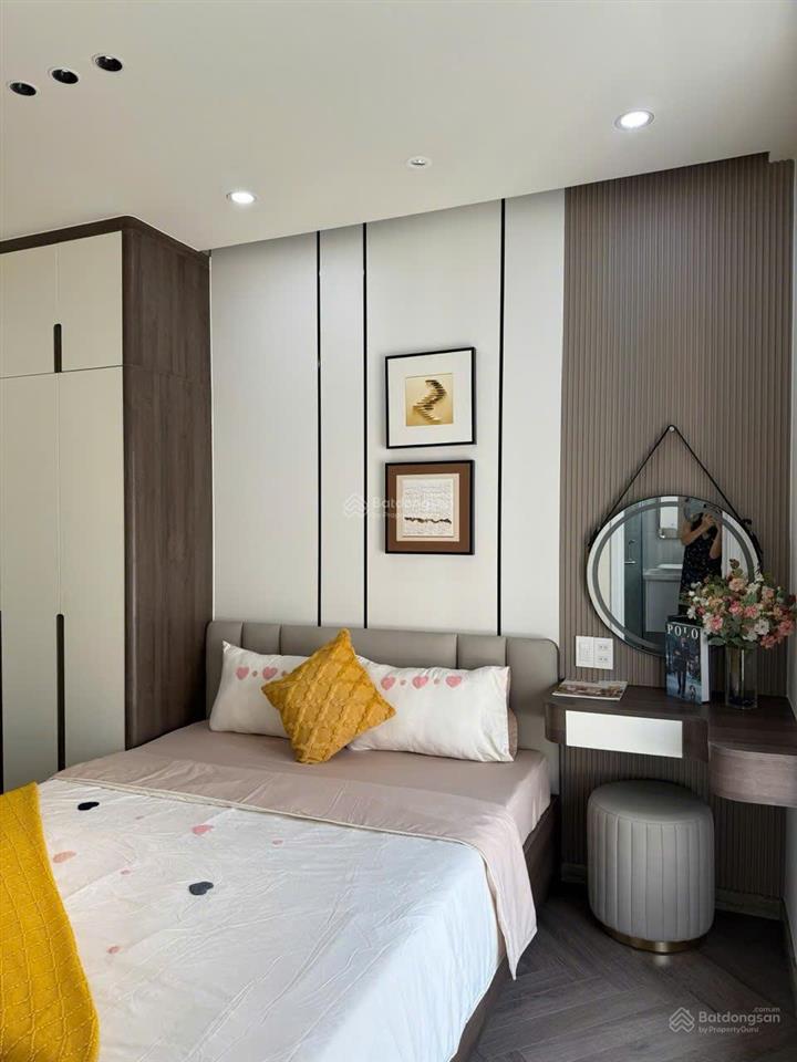 Bán cc sky garden 3, giá tốt 6,6tỷ, 74m2, 3pn, 2wc, cho thuê 40tr, full nội thất tại tân phong, q7