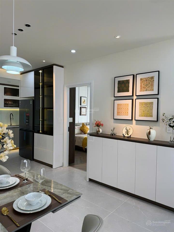 Bán cc sky garden 3, giá tốt 6,6tỷ, 74m2, 3pn, 2wc, cho thuê 40tr, full nội thất tại tân phong, q7