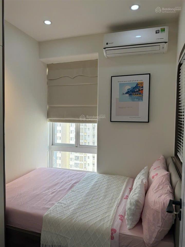 Bán cc sky garden 3, giá tốt 6,6tỷ, 74m2, 3pn, 2wc, cho thuê 40tr, full nội thất tại tân phong, q7