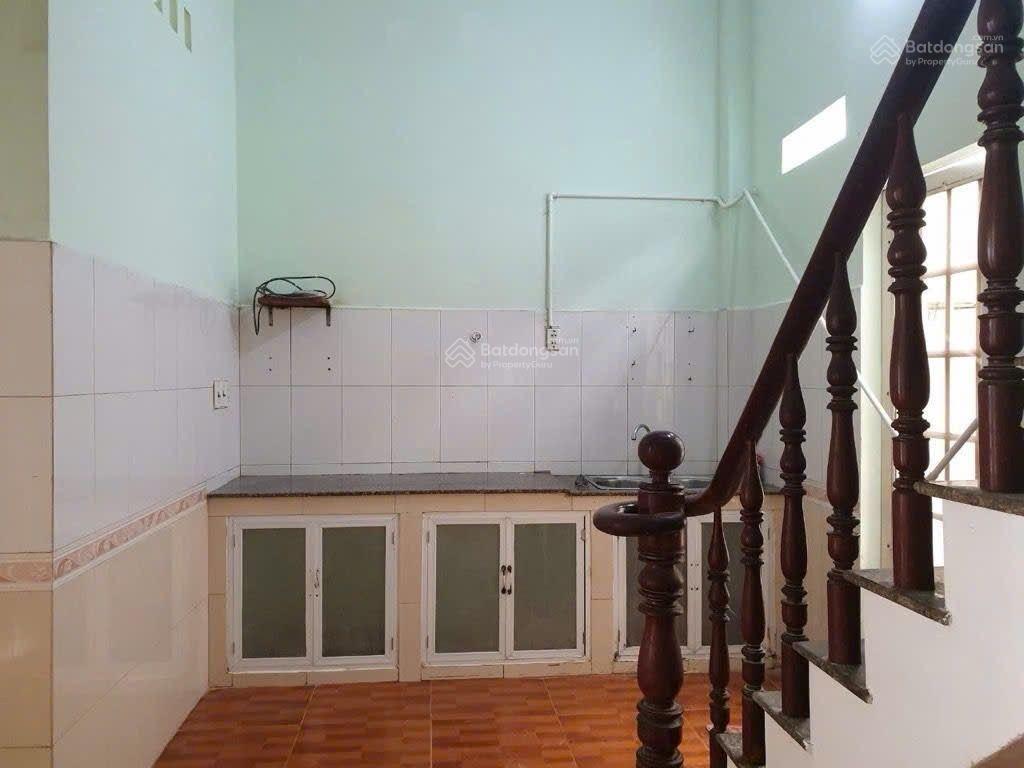 Nhà 2 tầng 4.8x14m, shr, hc đủ, phạm hữu lầu, phú mỹ, q7, giá 5.5 tỷ