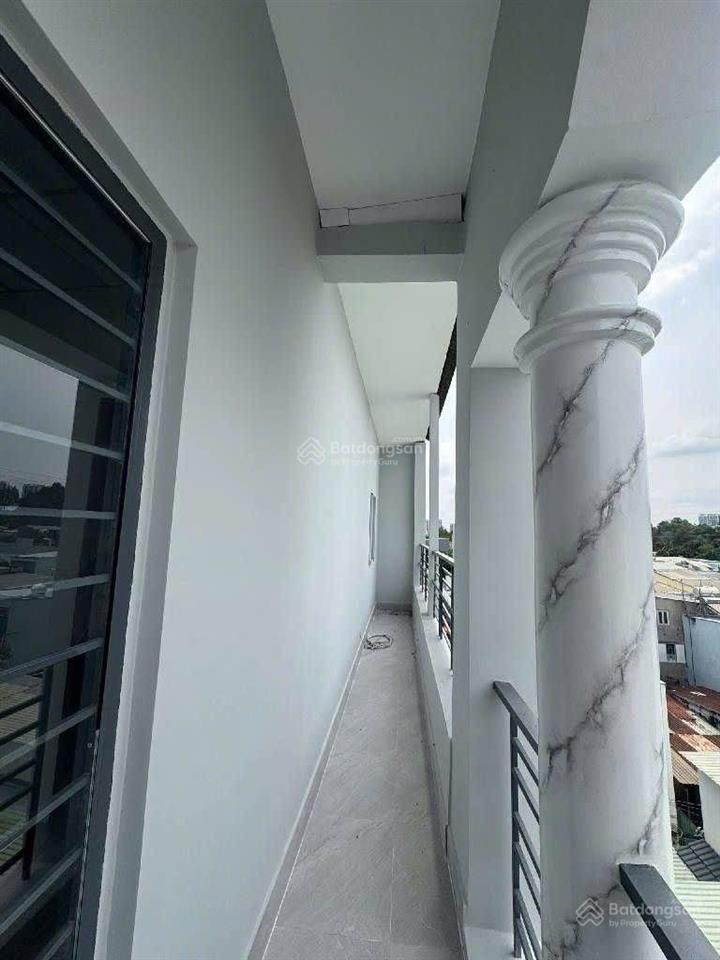 Nhà 4 tầng 5.5x19 căn góc gần mt huỳnh tấn phát giá 8.5t