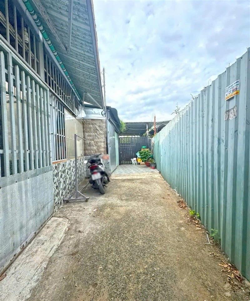 Nhà trệt lửng 5x18m gò ô môi phú thuận q7 giá 5.5 tỷ