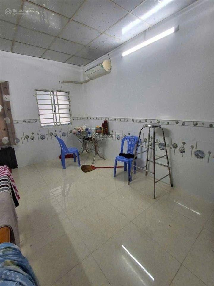 Nhà 2 tầng mới đẹp phú thuận q7 shr hc đủ giá 4.4t