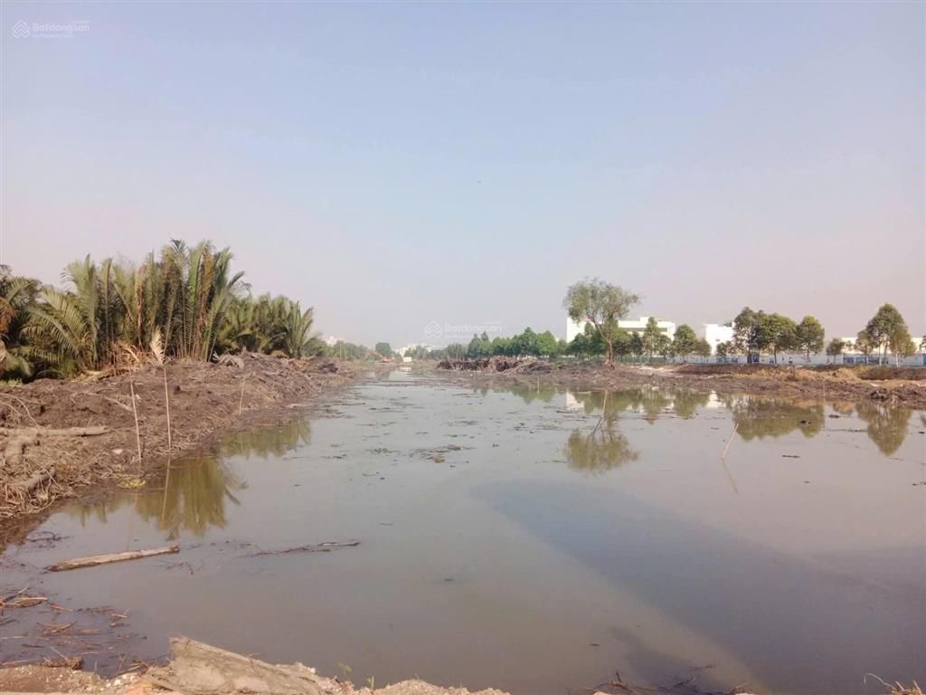 Chuyển nhượng căn hộ cao cấp fiato uptown thủ đức 81m² 2pn, 2wc view hồ bơi, ban công góc siêu đẹp