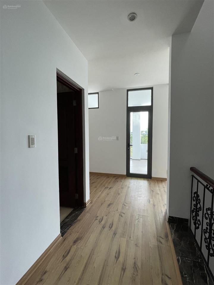 Bán nhà liền kề 5pn + 7wc, giá 8.*** tỷ, 126m2 tại lô g20, an cựu city, huế