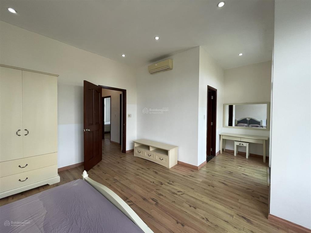 Bán nhà liền kề 5pn + 7wc, giá 8.*** tỷ, 126m2 tại lô g20, an cựu city, huế
