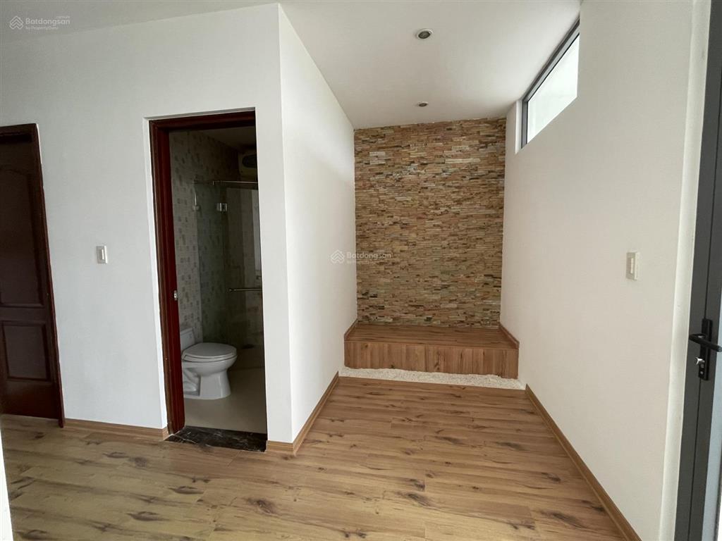 Bán nhà liền kề 5pn + 7wc, giá 8.*** tỷ, 126m2 tại lô g20, an cựu city, huế