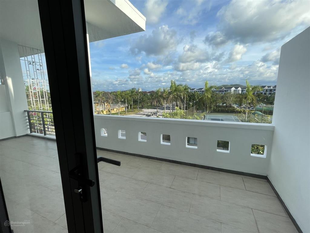 Bán nhà liền kề 5pn + 7wc, giá 8.*** tỷ, 126m2 tại lô g20, an cựu city, huế