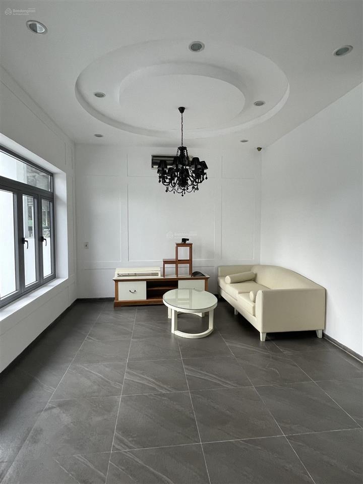 Bán nhà liền kề 5pn + 7wc, giá 8.*** tỷ, 126m2 tại lô g20, an cựu city, huế