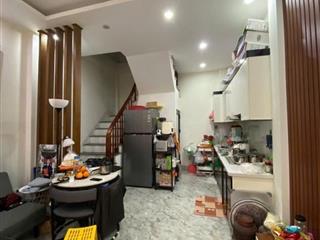 BÁN NHÀ NGUYỄN SƠN – PHÂN LÔ HÀNG KHÔNG – Ô TÔ TRÁNH – 5 TẦNG Ở NGAY