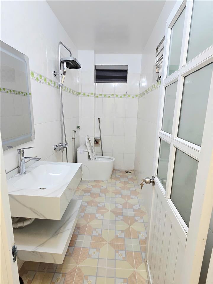 BÁN NHÀ PHÚC LỢI – LONG BIÊN  NHÀ ĐẸP, CÓ SÂN, 3 NGỦ